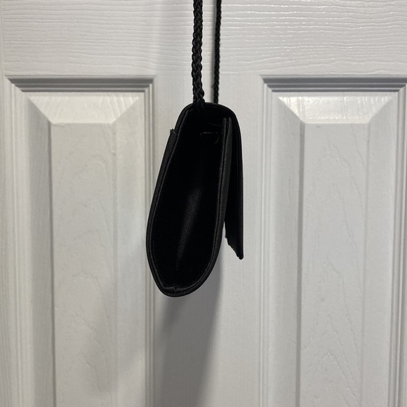 Black Satin Shoulder Evening Bag / Wristlet With Round Crystal Design - Picture 15 of 15